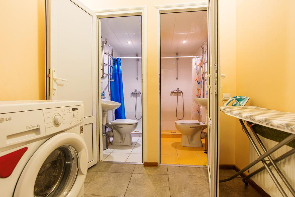 Hostel Berloga Odessa Eksteriør billede