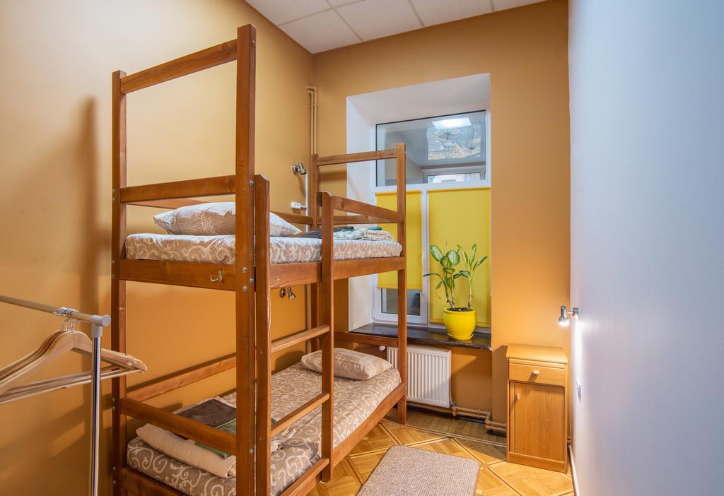 Hostel Berloga Odessa Eksteriør billede