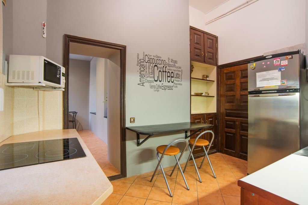 Hostel Berloga Odessa Eksteriør billede
